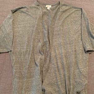 Lularoe grey Lindsay small